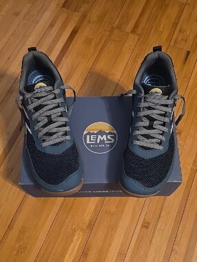 LEMS Men's Primal Pursuit Navy and Gray Mesh Casual Sneakers